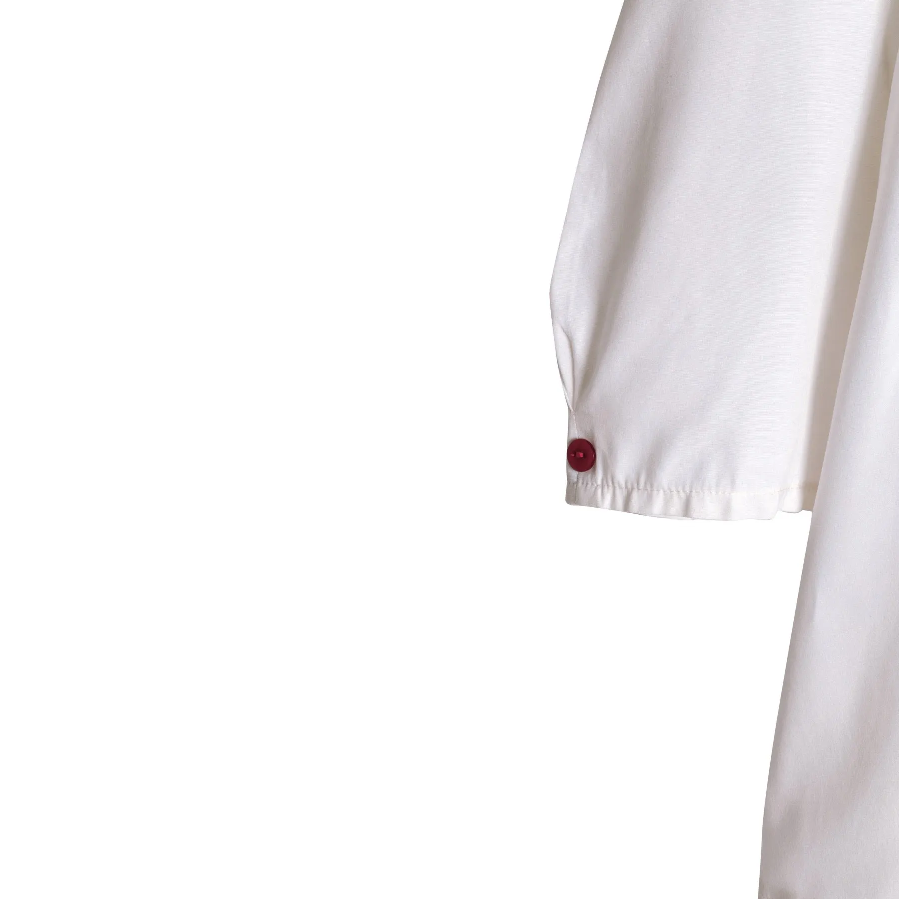 Slub Linen Embroidered Bermuda Collar T Blouse