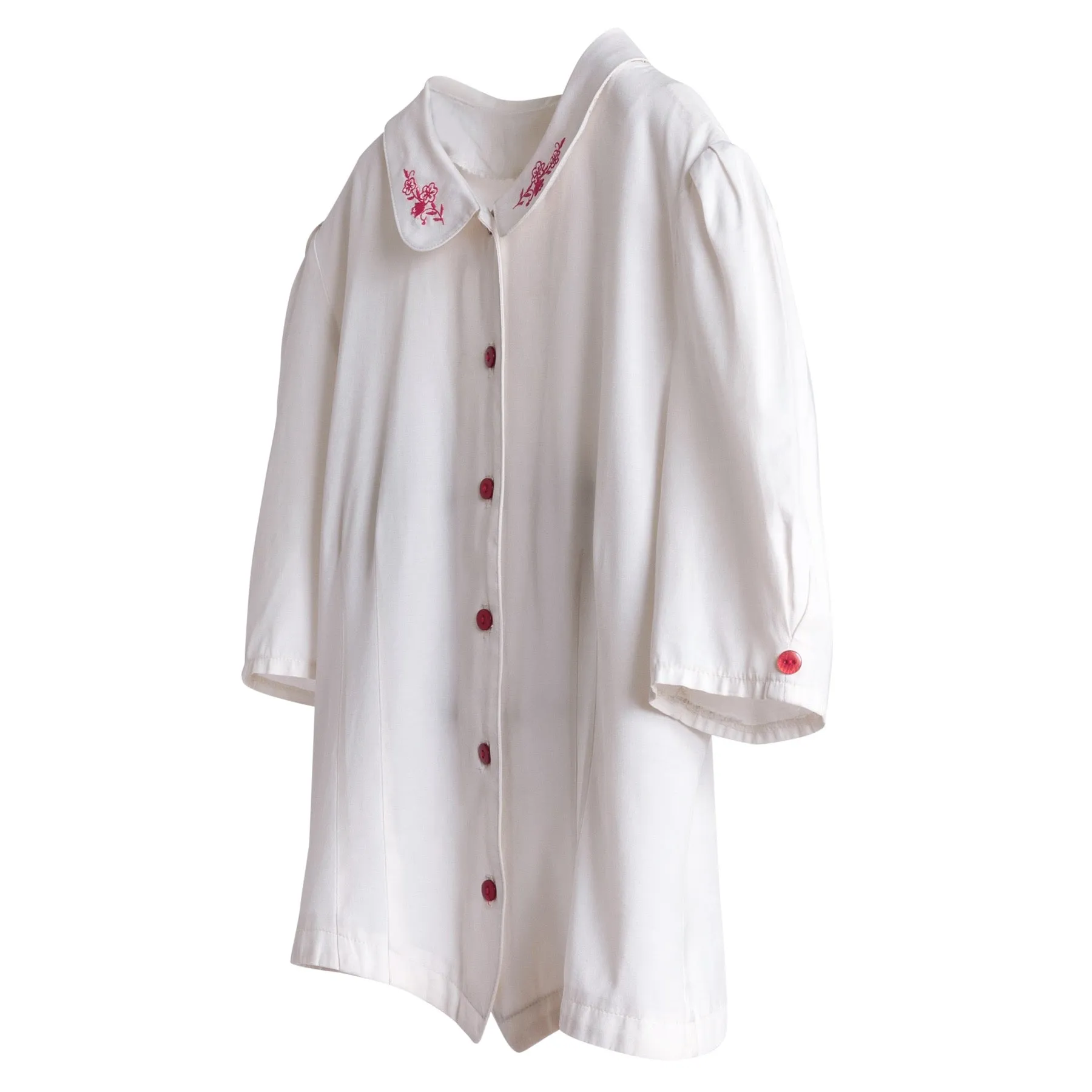 Slub Linen Embroidered Bermuda Collar T Blouse